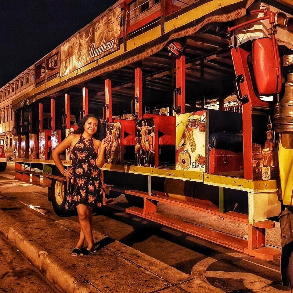 Chiva Rumbera / Bus de Fiesta - Unique Travel